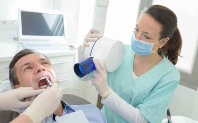 Personer med ulcerös kolit och Crohns sjukdom kan få särskilt tandvårdsbidrag