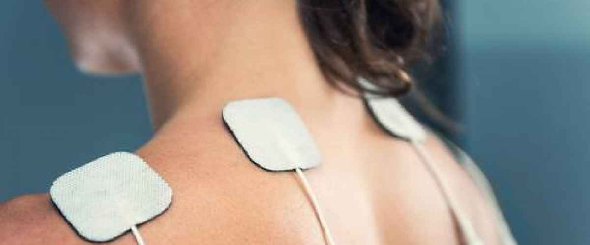 Behandling mot smärta med elektroder