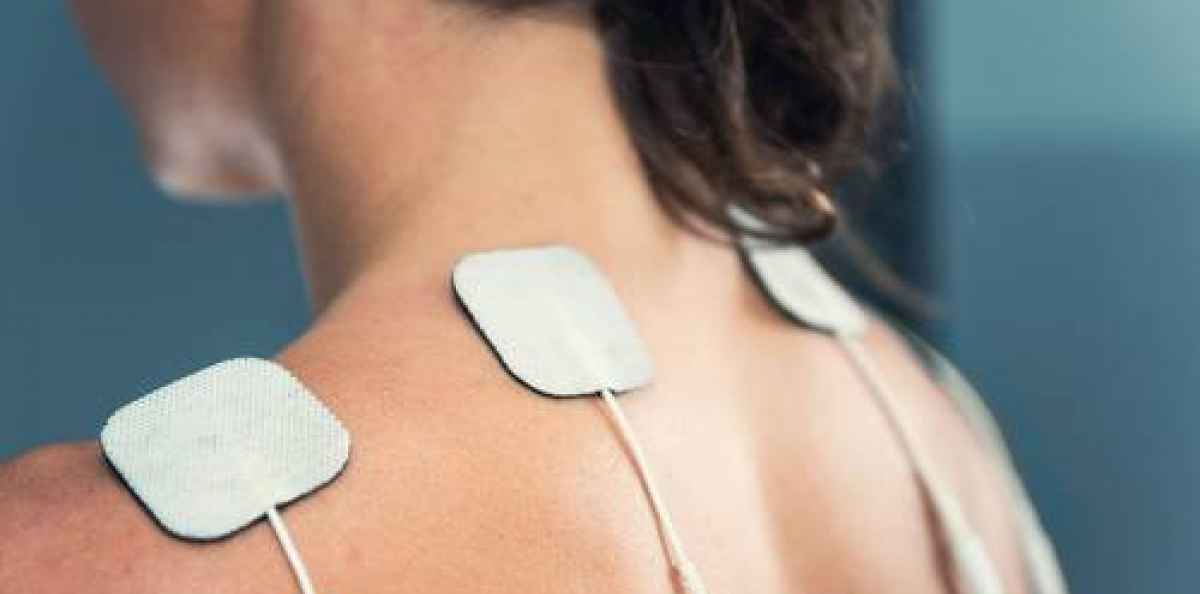 Behandling mot smärta med elektroder